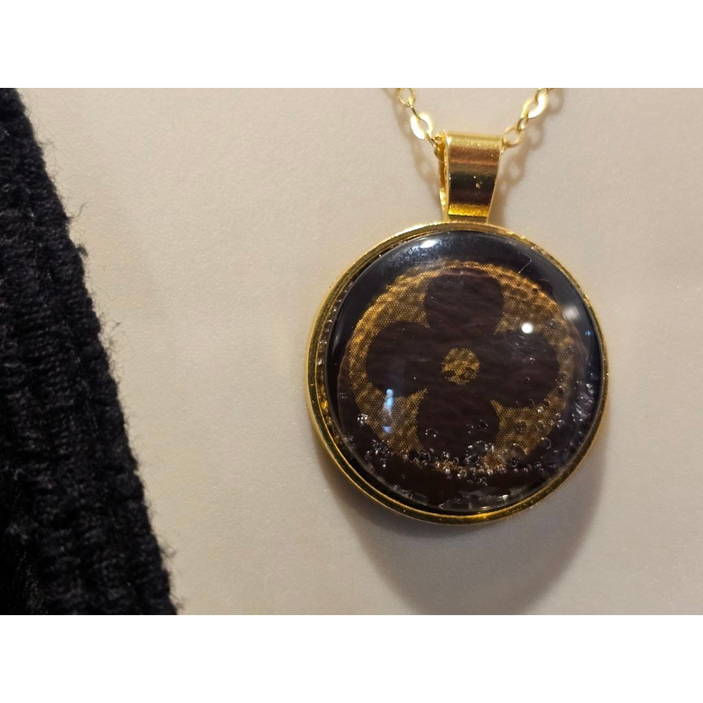 Louis Vuitton Pendant On Gold Plated Necklace - Picture 6 of 6